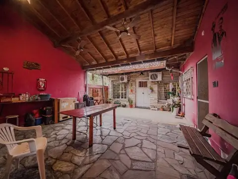 VENTA CASA OLIVOS 3 AMBIENTES - PERMUTA