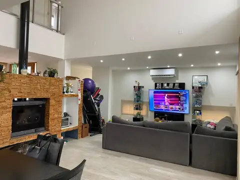 CASA EN ALQUILER EN PUERTO CHASCOMUS