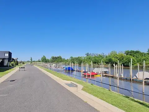 Boulevard de Todos los Santos 4300