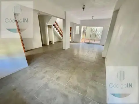 Oportunidad Casa Lote Propio con Terraza, Patio y Balcón. Colegiales