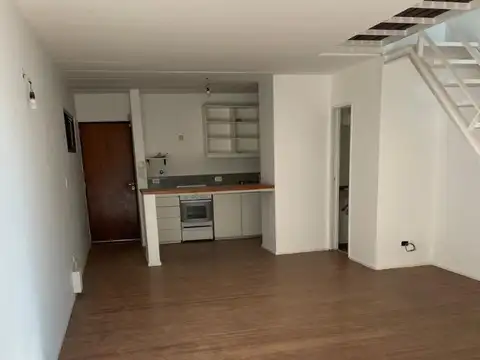 Depto Tipo Casa 4 ambientes con 1 baño