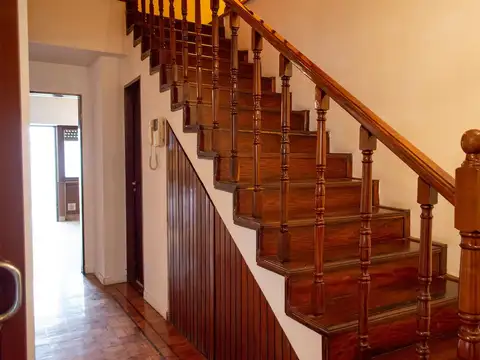 Depto Tipo Casa en Alquiler de 3 dormitorios