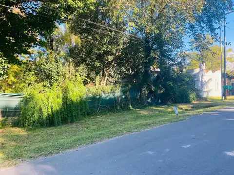 Casa Quinta en Venta 3 Ambientes en Tortuguitas con Parque y Pileta, GBA Norte