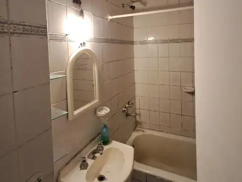 Departamento en Alquiler en Paternal, $ 650.000