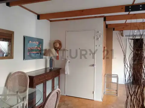 Paraguay 4000, Piso 7