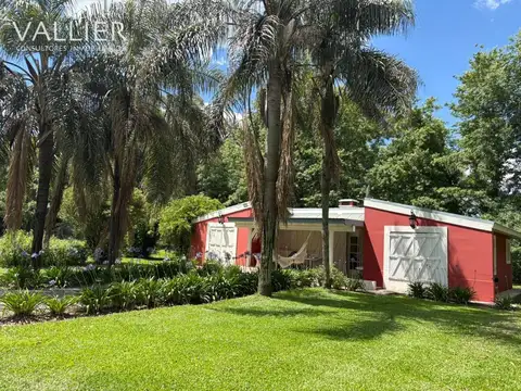 Casa 5 ambientes con 2 baños