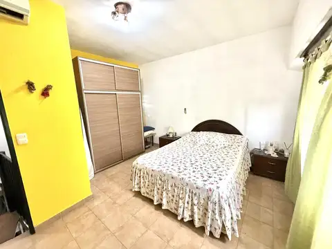 Depto Tipo Casa en Venta con 1 cocheras