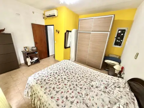 Depto Tipo Casa 5 ambientes con 1 baño