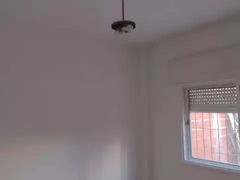 Depto Tipo Casa en Venta en Lomas del Mirador, USD 80.000