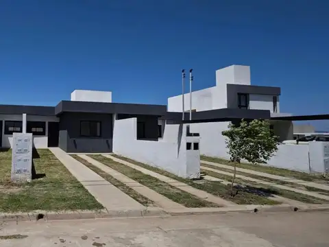 Duplex en venta - Zona Norte 