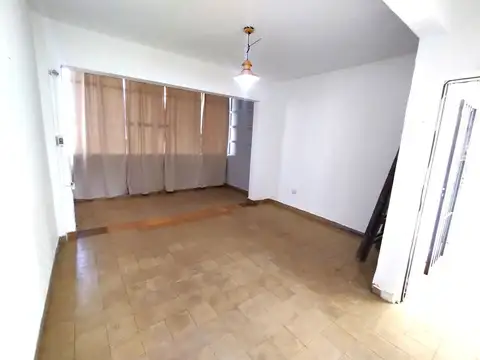 Depto Tipo Casa en Venta 87 años
