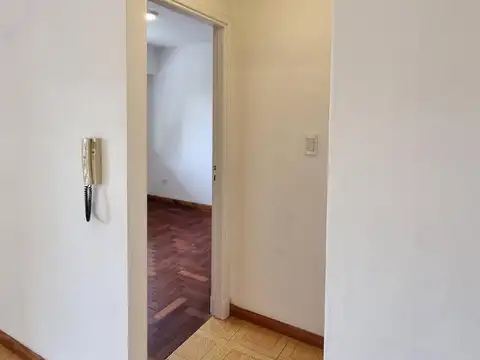 Depto Tipo Casa 3 ambientes con 2 baños