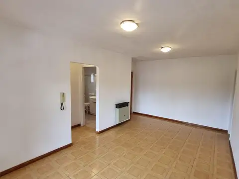 Depto Tipo Casa en Alquiler en Caisamar, $ 800.000