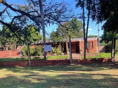 Vendo o Permuto Chalet con amplio terreno Bermudez y Suiza