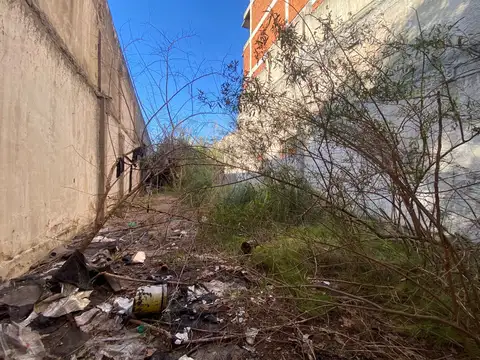 Terreno en Venta 8  mts Frente