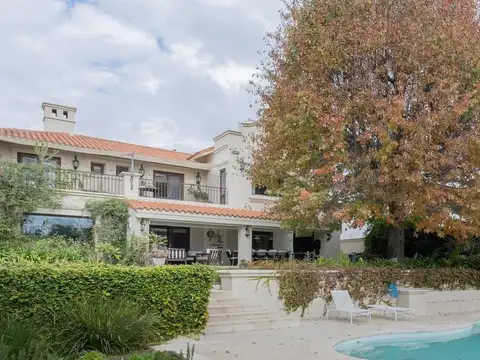 Casa  en Venta en Boating, San Isidro, G.B.A. Zona Norte