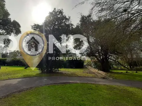 Terreno en Venta en Berazategui, USD 230.000