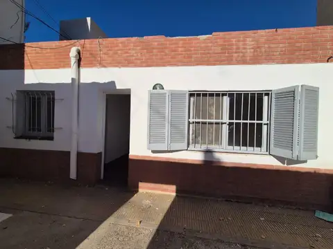 Casa en Venta en Neuquen, USD 165.000