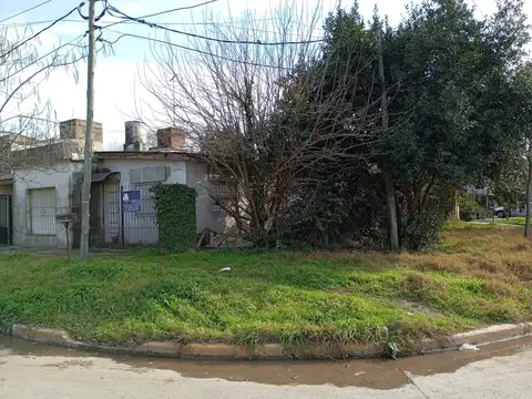 Avenida Rivadavia 1400