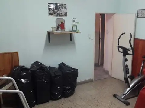 Depto Tipo Casa en Venta en Ramos Mejia Sur, USD 155.000