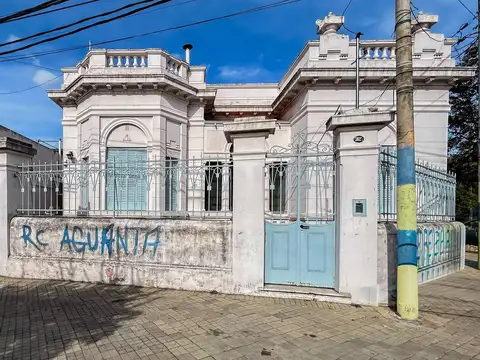 Blv Avellaneda BIS al 300