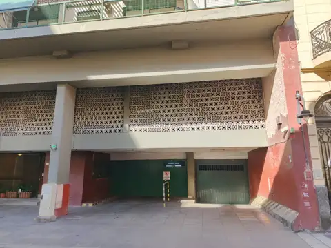 Cochera en San Telmo con Seguridad