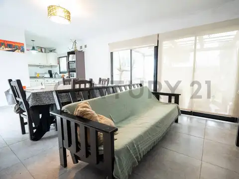 Casa en Venta en Lisandro Olmos Etcheverry, USD 110.000