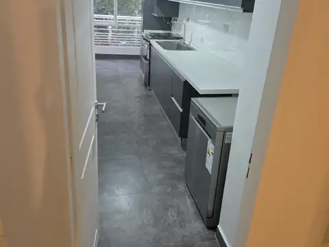 Departamento en Alquiler con 1 cocheras