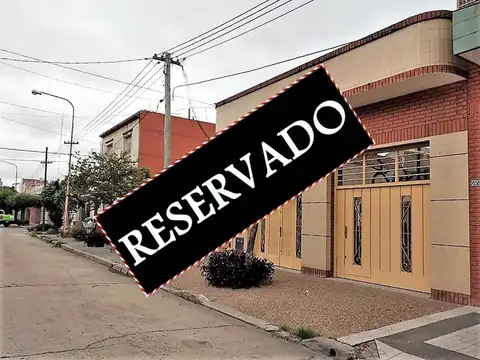   RESERVADO   4 AMB. GARAJE LOCAL PATIO TERRAZA