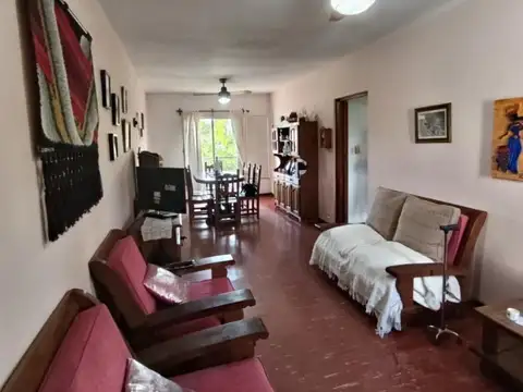 Departamento 4 ambientes con 1 baño