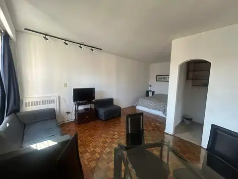 Marcelo T de Alvear 600