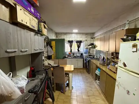 DOS CASAS DE 3 AMB Y 4 AMB EN MISMO LOTE