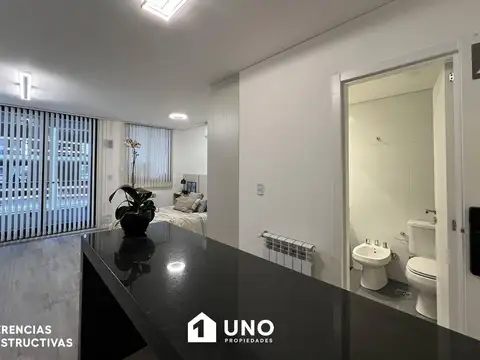 Sarmiento y Montevideo - Dpto Monoambiente. Posibilidad cochera.