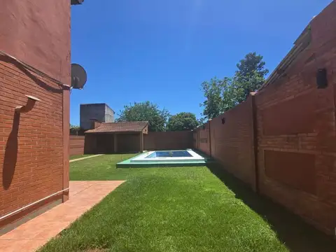 Casa en Venta en Barrio Parque Leloir, USD 170.000