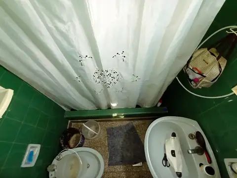 Depto Tipo Casa en Venta en Villa Luzuriaga, USD 44.000