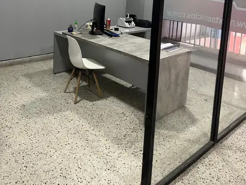 Local en Venta Via Pública
