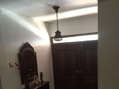 Casa 5 ambientes con 5 baños