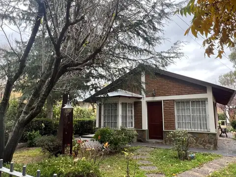 SE ALQUILA CASA EN LAS CHACRAS