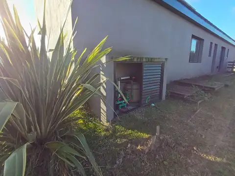 Casa a estrenar con piscina y 4 habitaciones