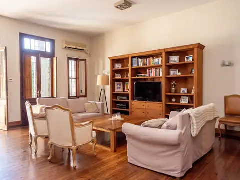 Casa en Venta en Quilmes, USD 319.000