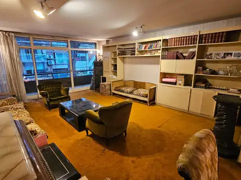 4 ambientes Palermo patio y balcon al frente PARA REFACCIONAR