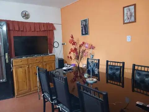 Casa en Venta en Gonzalez Catan, USD 60.000