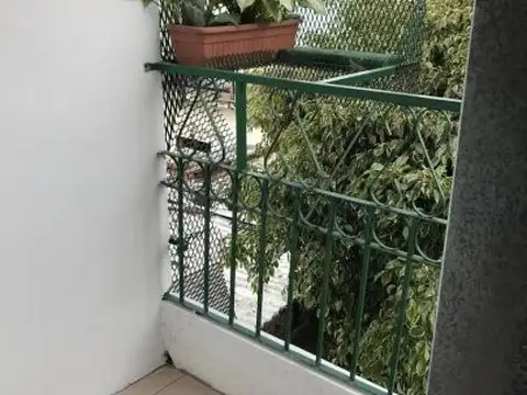 San Luis 3662 entre Av. Gral. Mosconi y José. A. Barton (387) , Piso 1