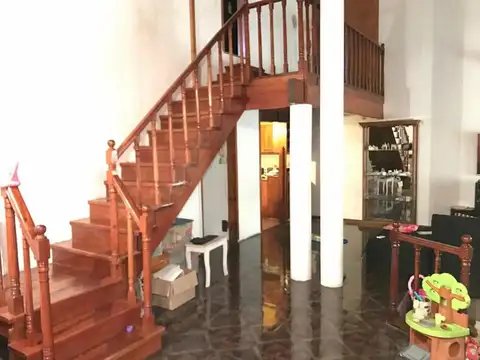 Casa en Venta de 5 dormitorios