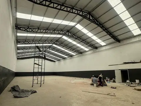 Galpón en Alquiler - 750m2 - Mixtura 3 - Villa Soldati
