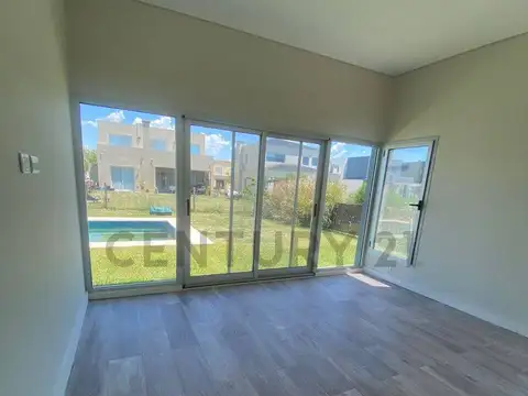 Venta Casa Araucarias Puertos Del Lago