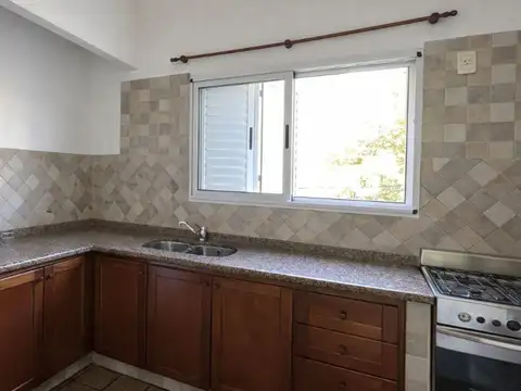 VENTA PH 4 AMB. C/PATIO Y TERRAZA - GERLI