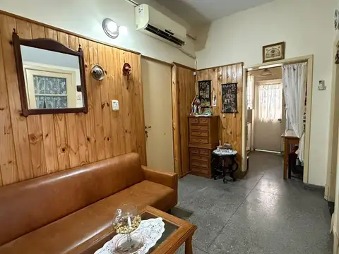 Depto Tipo Casa 3 ambientes con 2 baños