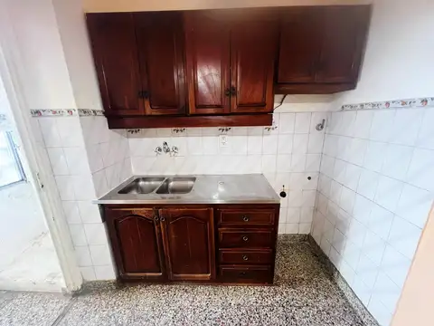 Departamento 4 ambientes con 1 baño