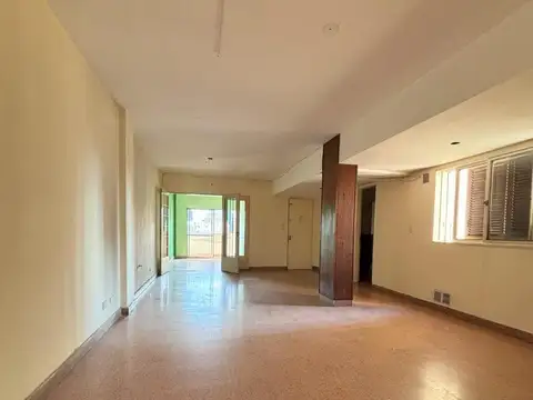 Cafferata 600, Piso 2